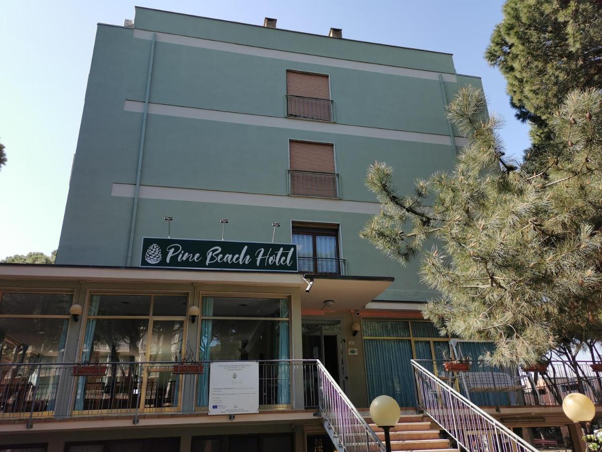 Hotel Pine Beach Росолина Маре Екстериор снимка